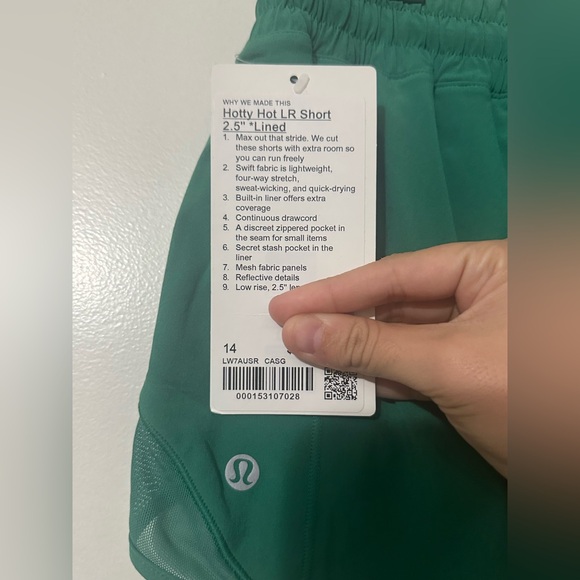 NWT Lululemon Hotty Hot Low-Rise Lined Short 2.5" Cascadia Green Size 14 - Picture 5 of 5